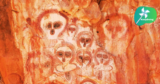 นี่คือภาพวาด “วันจิน่า”(โบราณ) ในถ้ำที่มีลักษณะเหมือนมนุษย์ต่างดาว